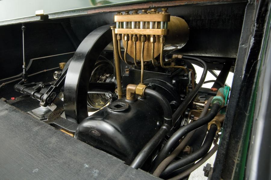  Ford Model F Touring 1905 года  (фото 3 из 6)